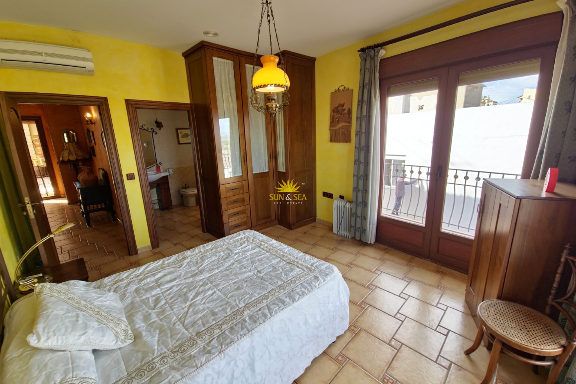 Resale - Villa - San Miguel de Salinas