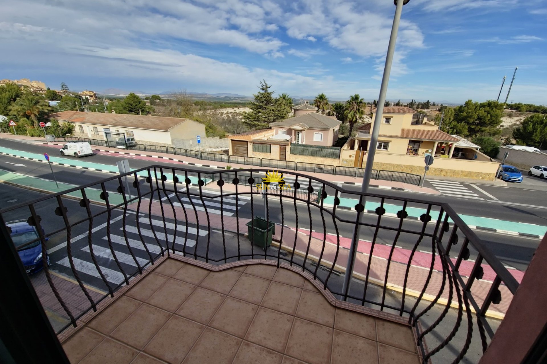 Resale - Villa - San Miguel de Salinas