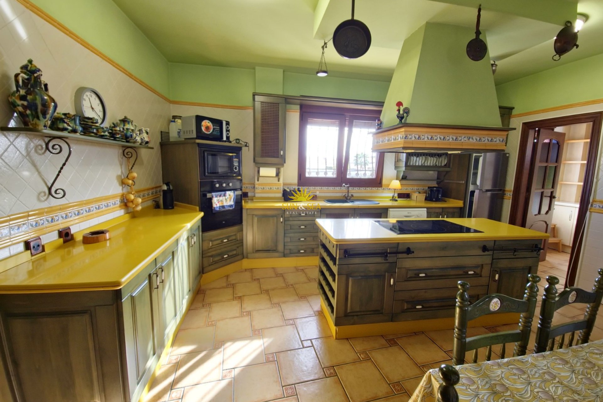 Resale - Villa - San Miguel de Salinas