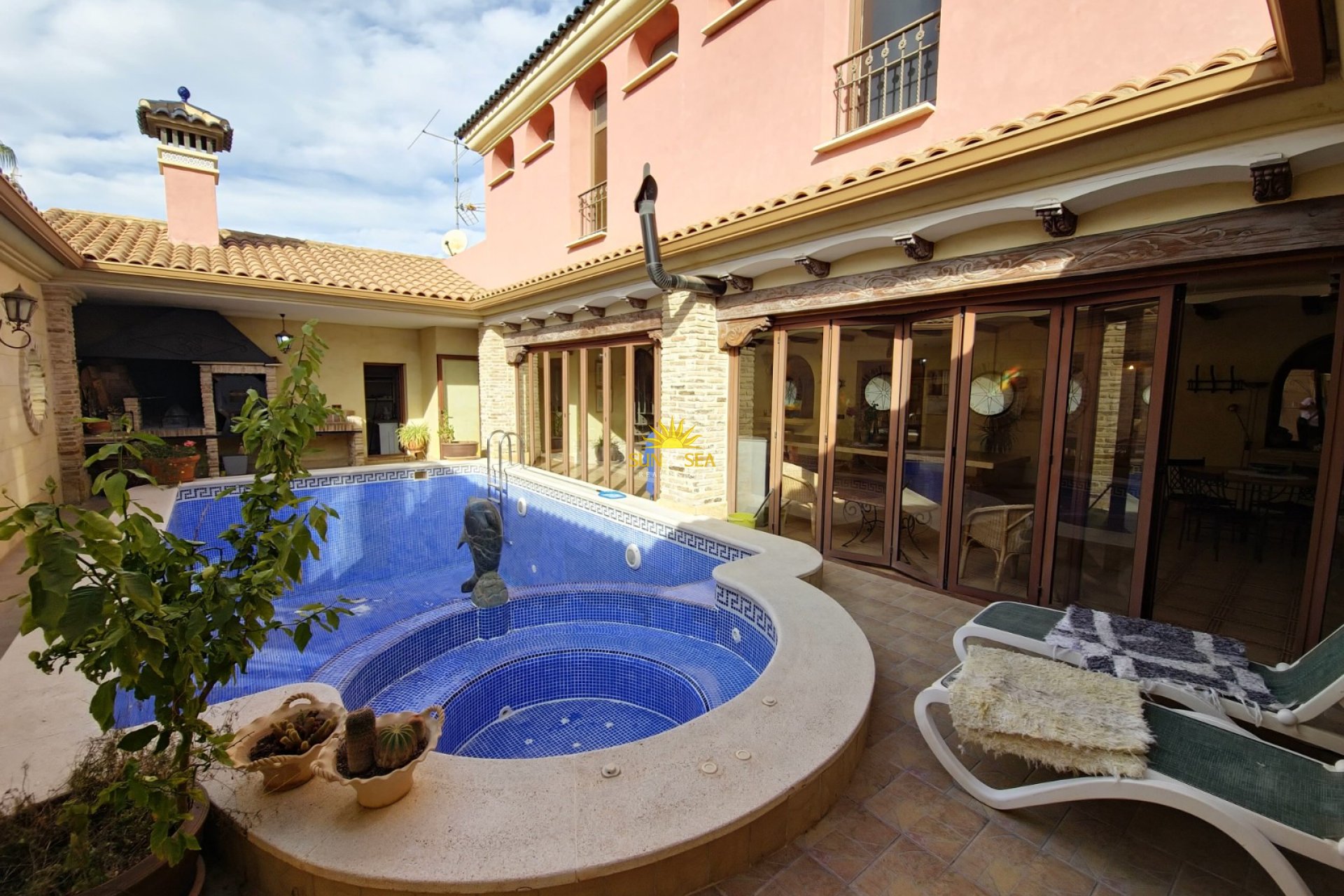 Resale - Villa - San Miguel de Salinas