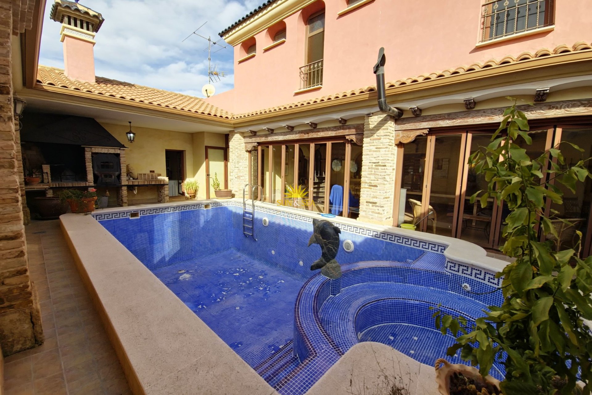 Resale - Villa - San Miguel de Salinas