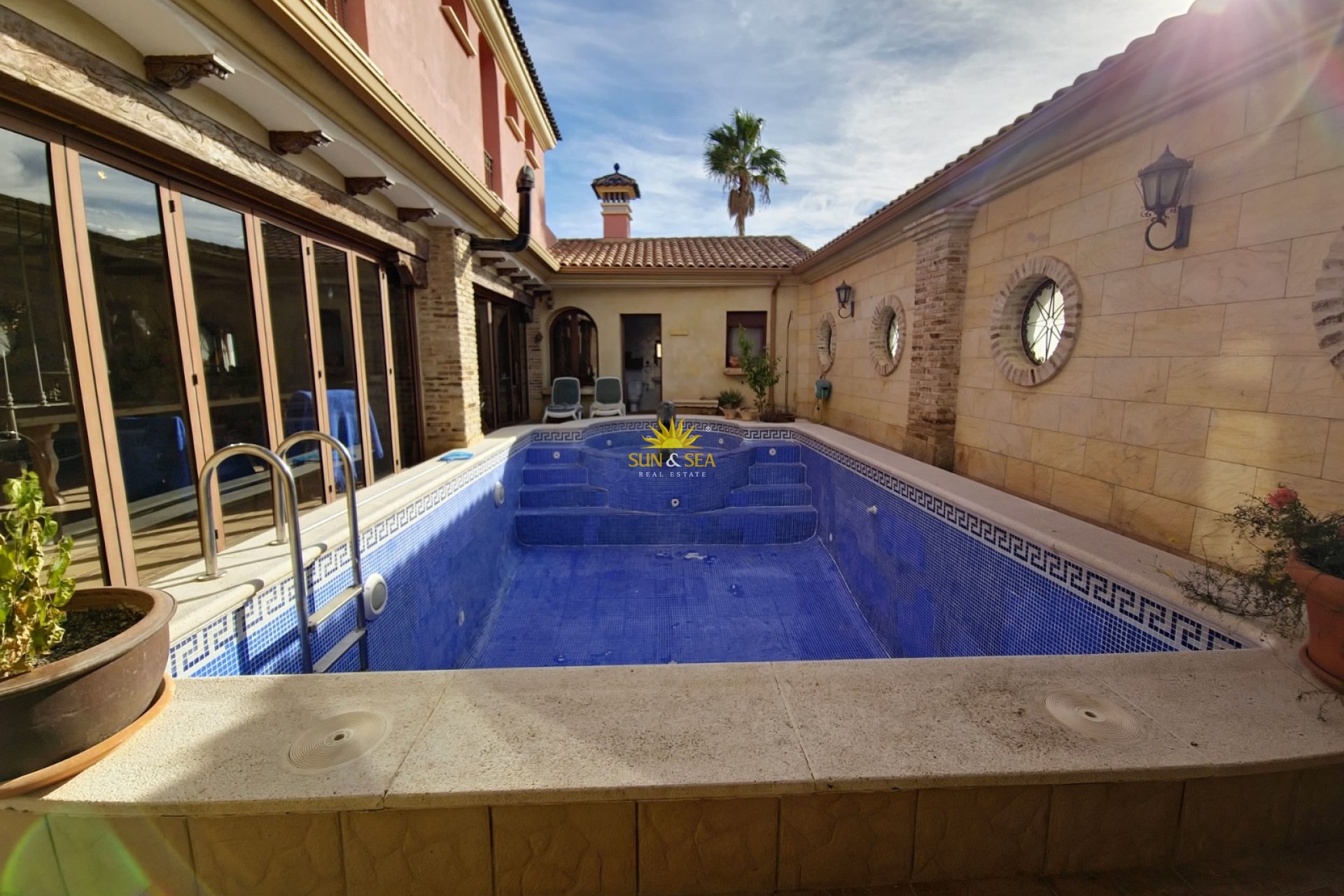 Resale - Villa - San Miguel de Salinas