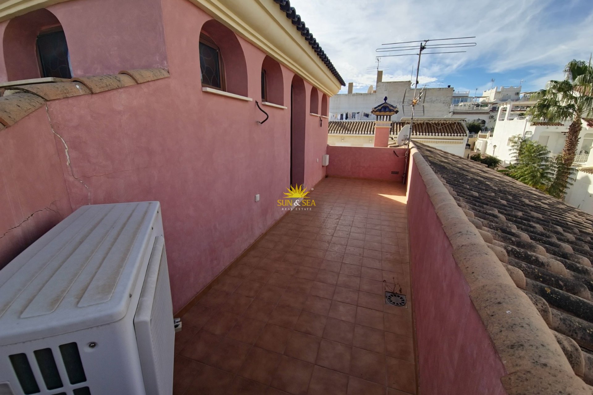 Resale - Villa - San Miguel de Salinas