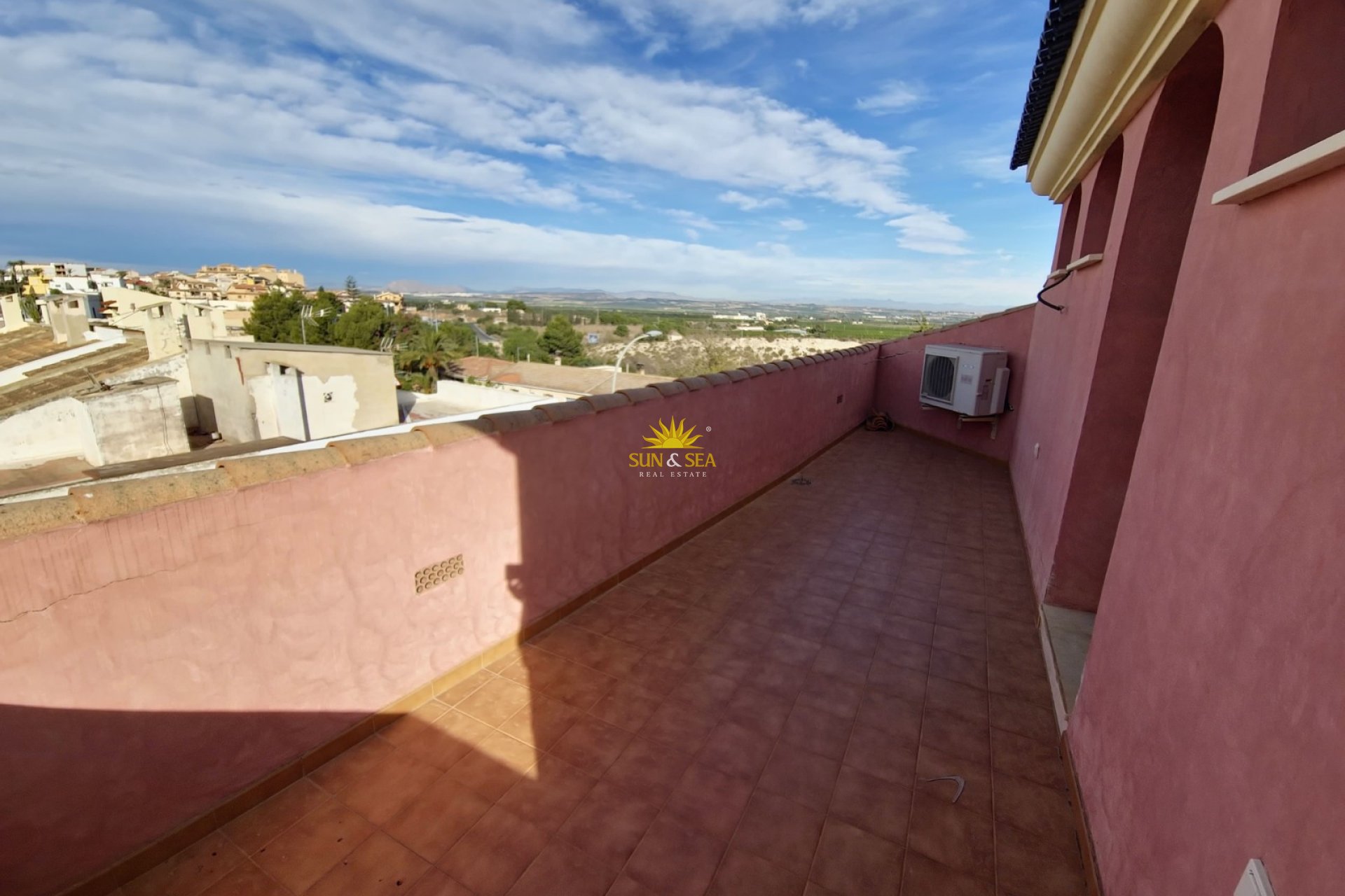 Resale - Villa - San Miguel de Salinas