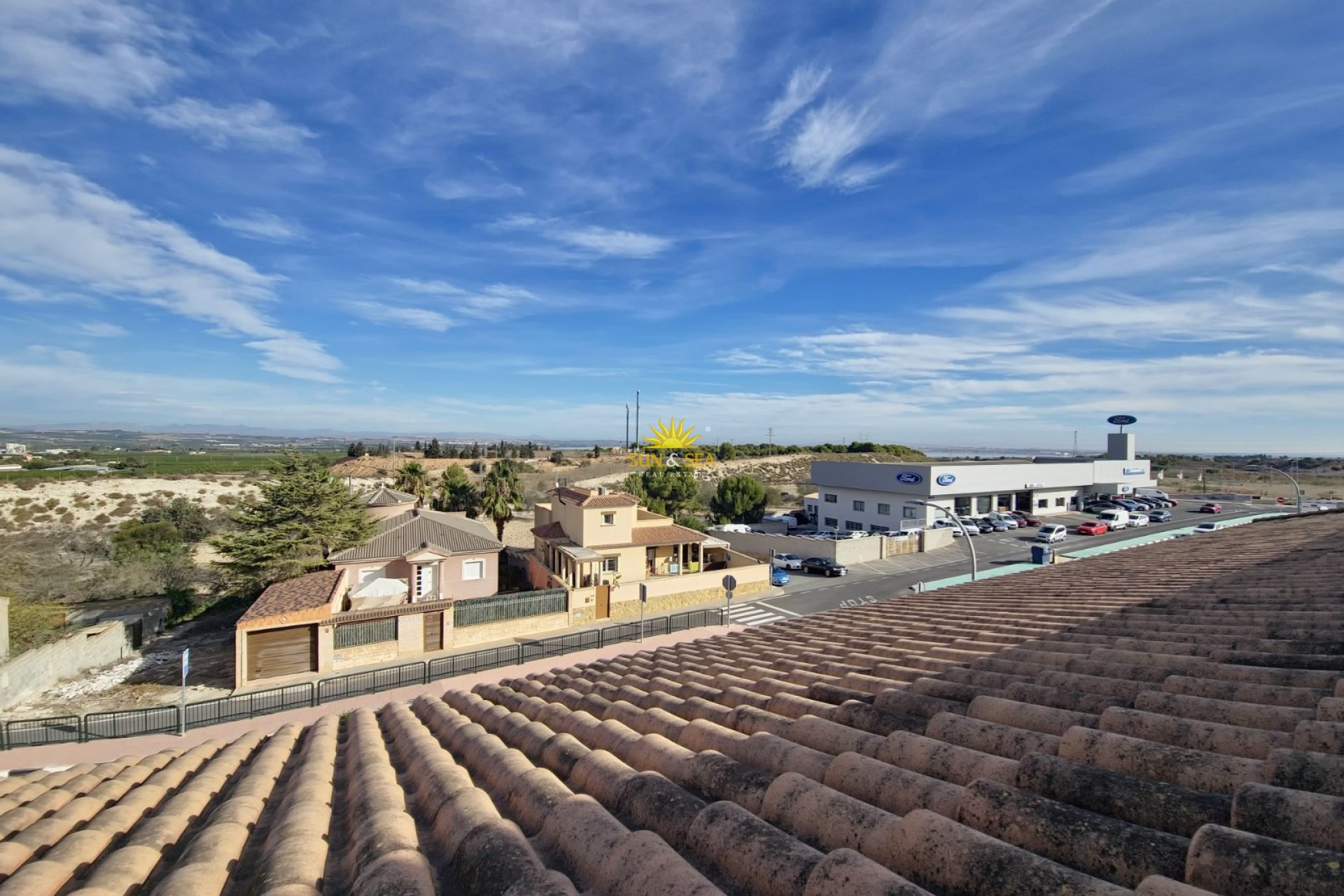 Resale - Villa - San Miguel de Salinas