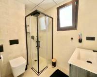 Resale - Villa / Semi detached - Algorfa