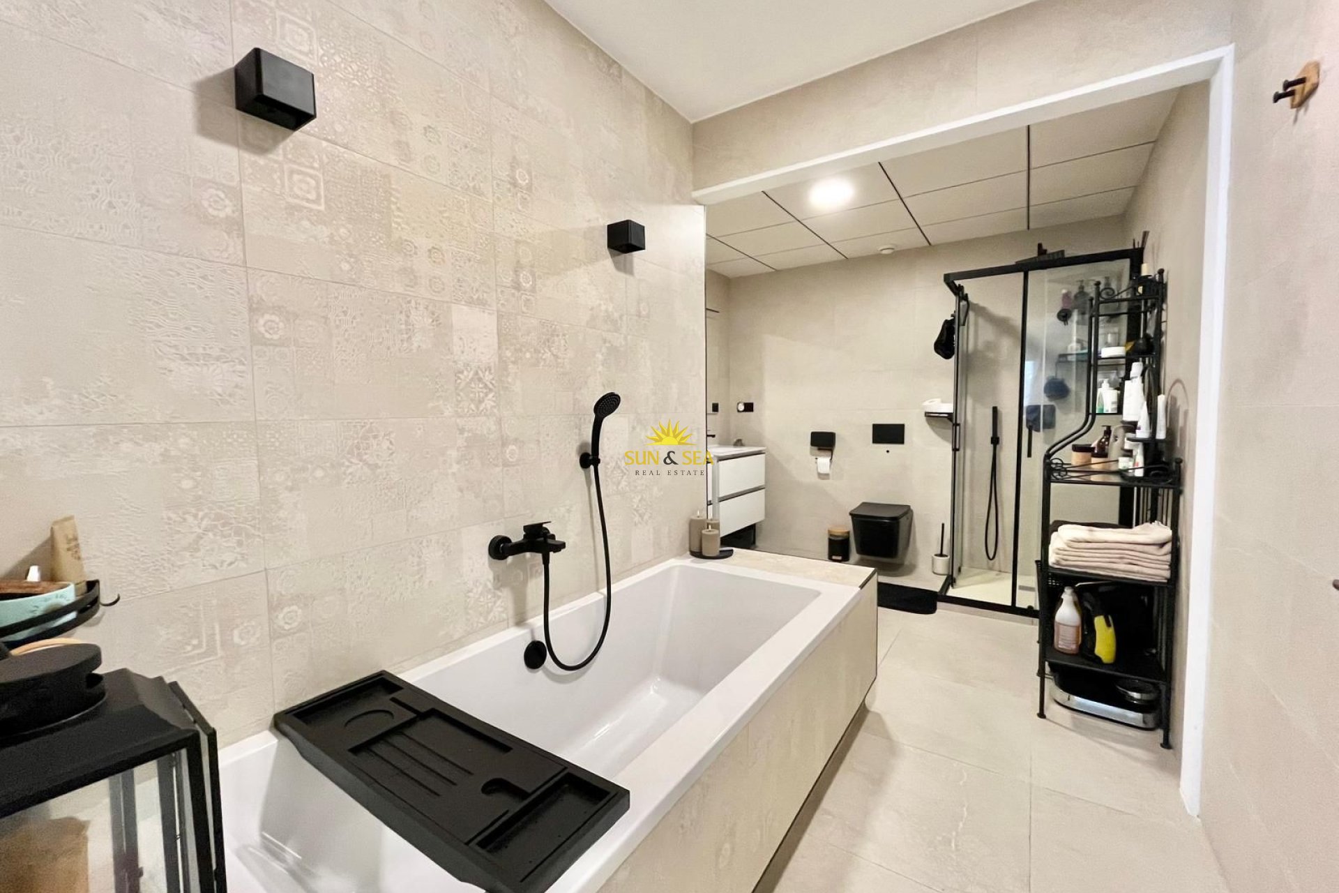 Resale - Villa / Semi detached - Algorfa