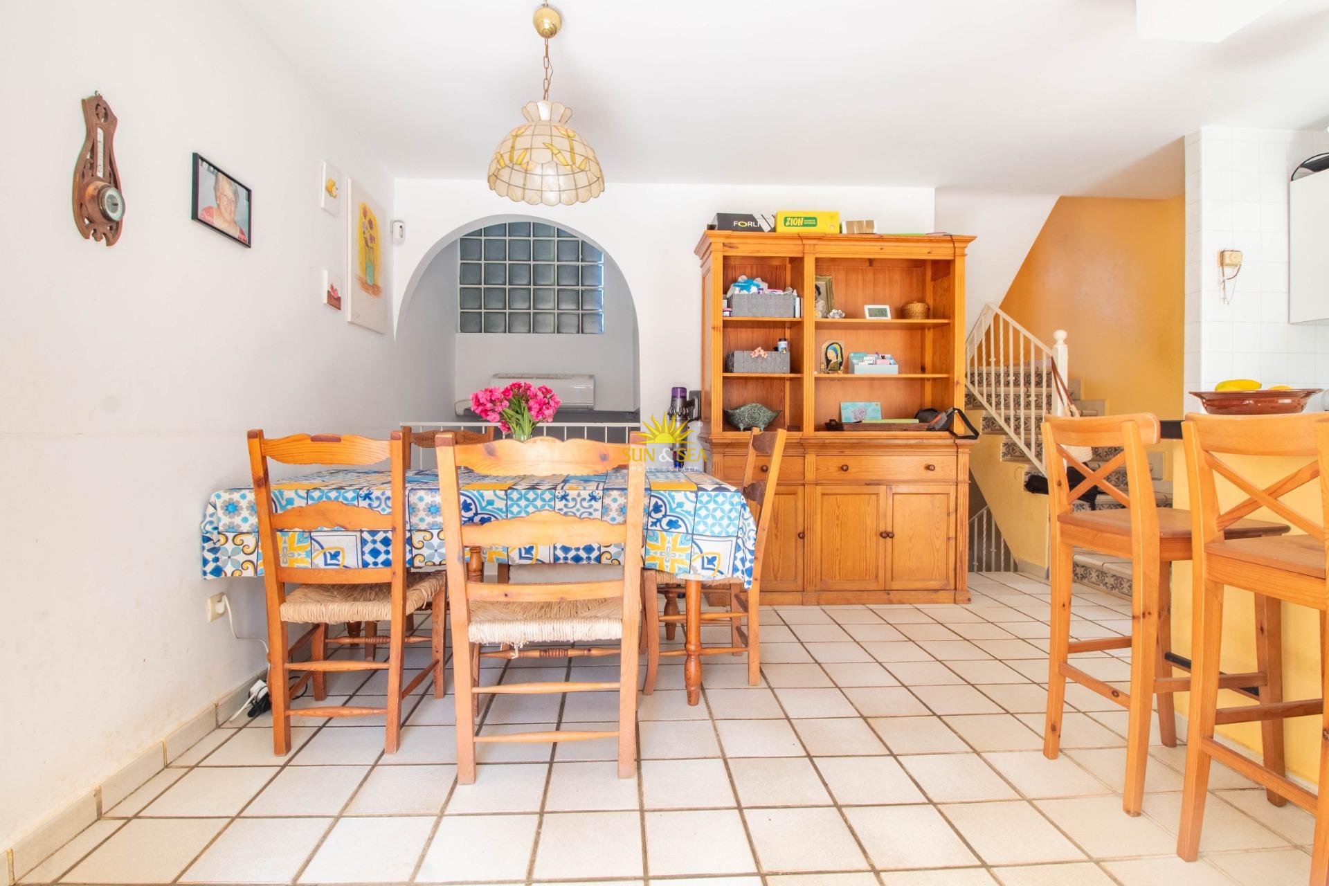 Resale - Villa / Semi detached - Cabo Roig