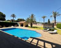 Resale - Villa / Semi detached - Orihuela Costa - Cabo Roig