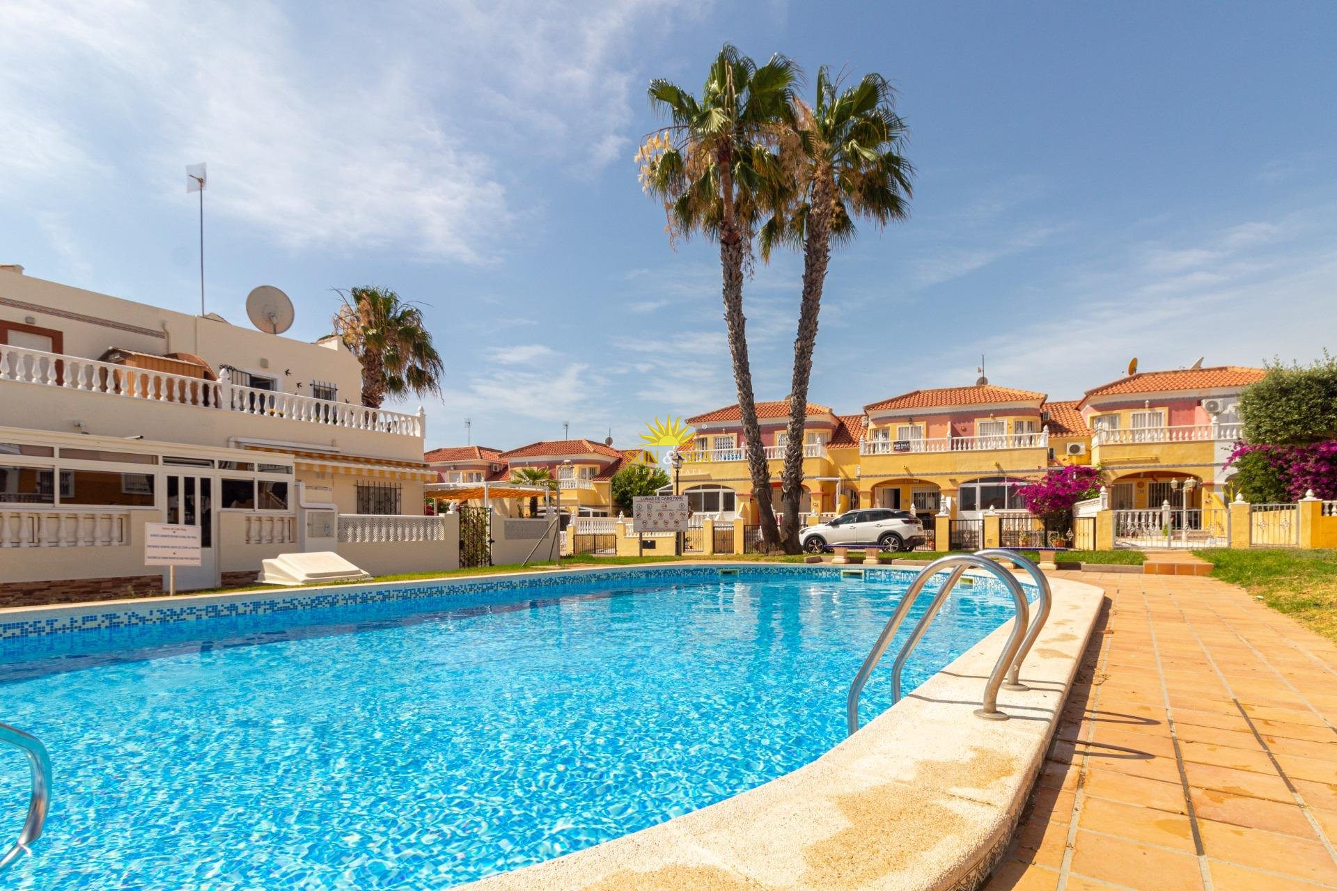 Resale - Villa / Semi detached - Orihuela Costa - La Regia