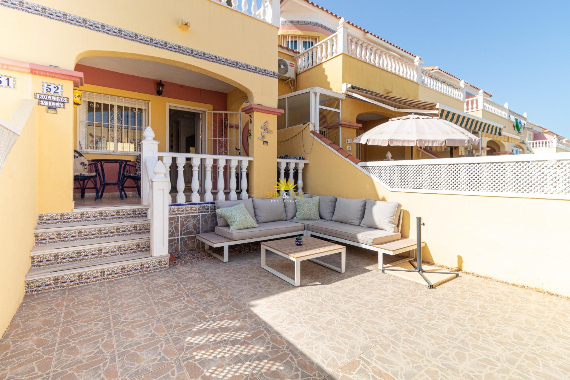 Resale - Villa / Semi detached - Orihuela Costa - La Regia