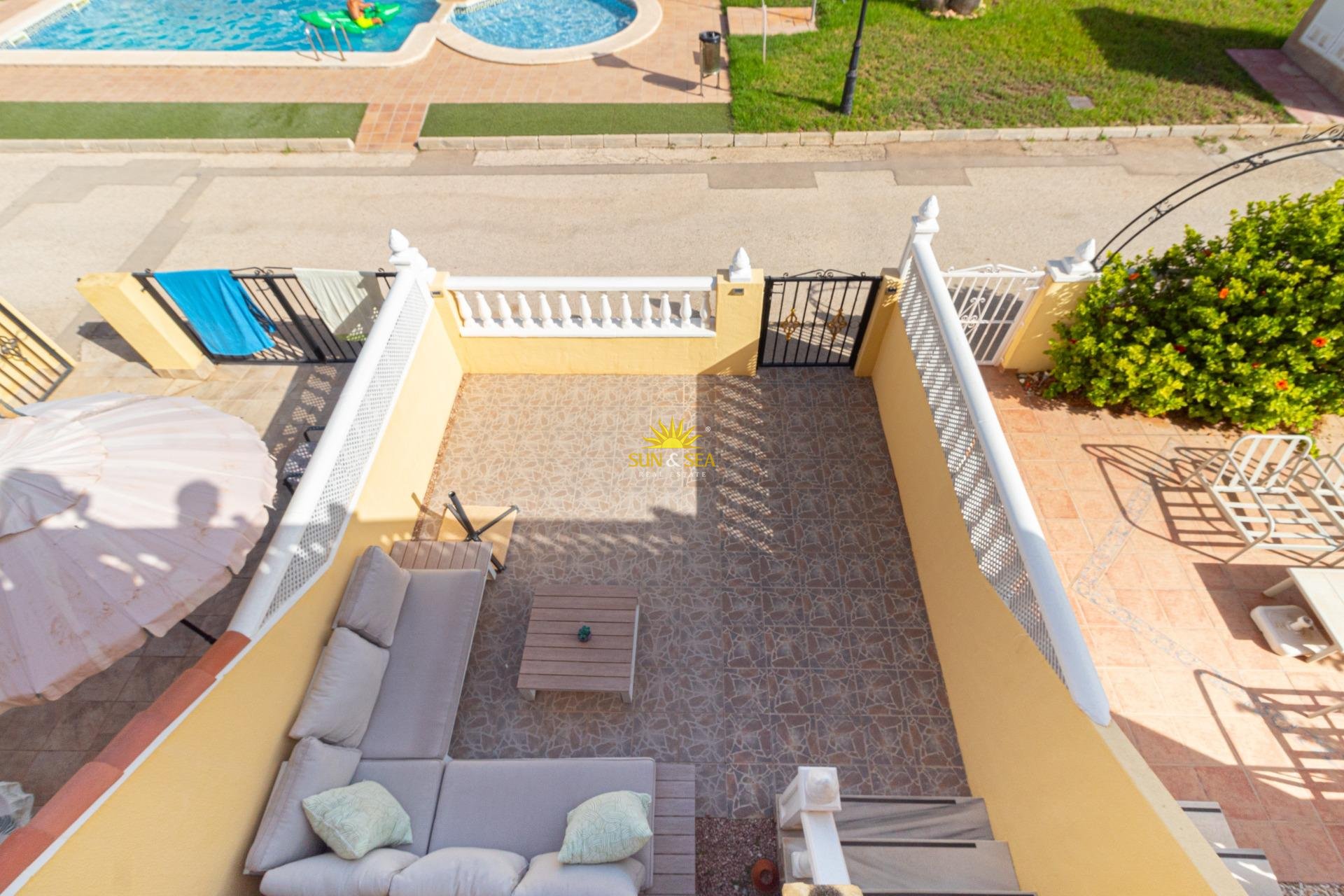 Resale - Villa / Semi detached - Orihuela Costa - La Regia