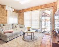Resale - Villa / Semi detached - Orihuela Costa - La Zenia