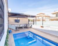 Resale - Villa / Semi detached - Orihuela Costa - La Zenia