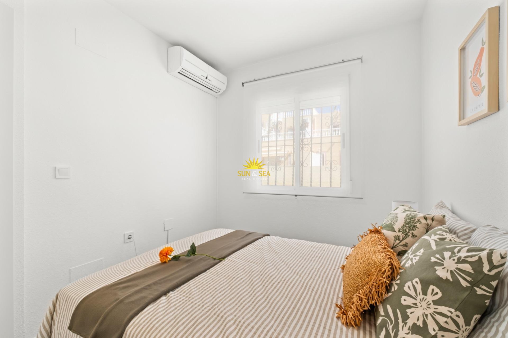 Resale - Villa / Semi detached - Orihuela Costa - Lomas de Campoamor-Las Ramblas