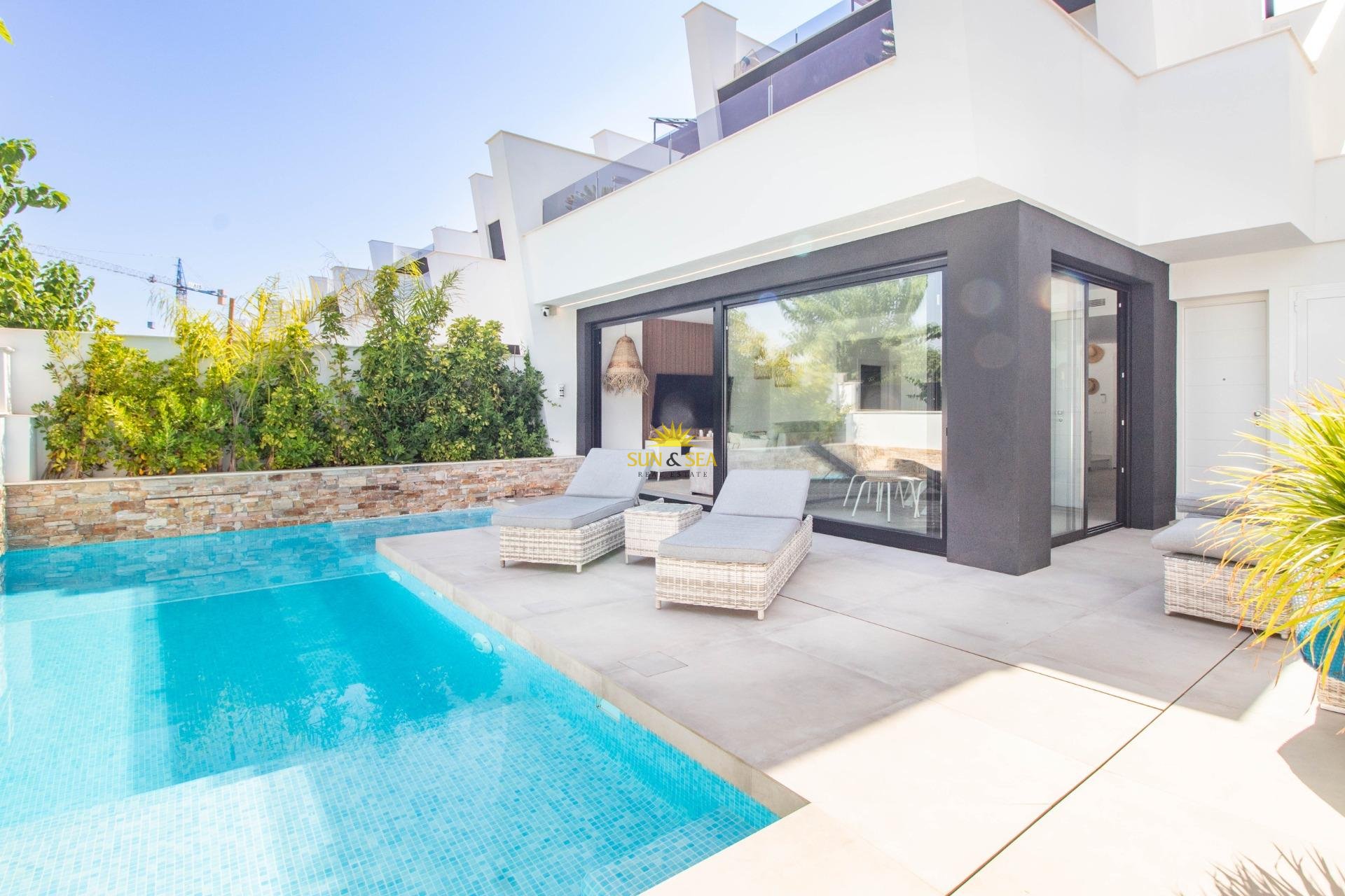 Resale - Villa / Semi detached - Santiago de la ribera - zona san blas
