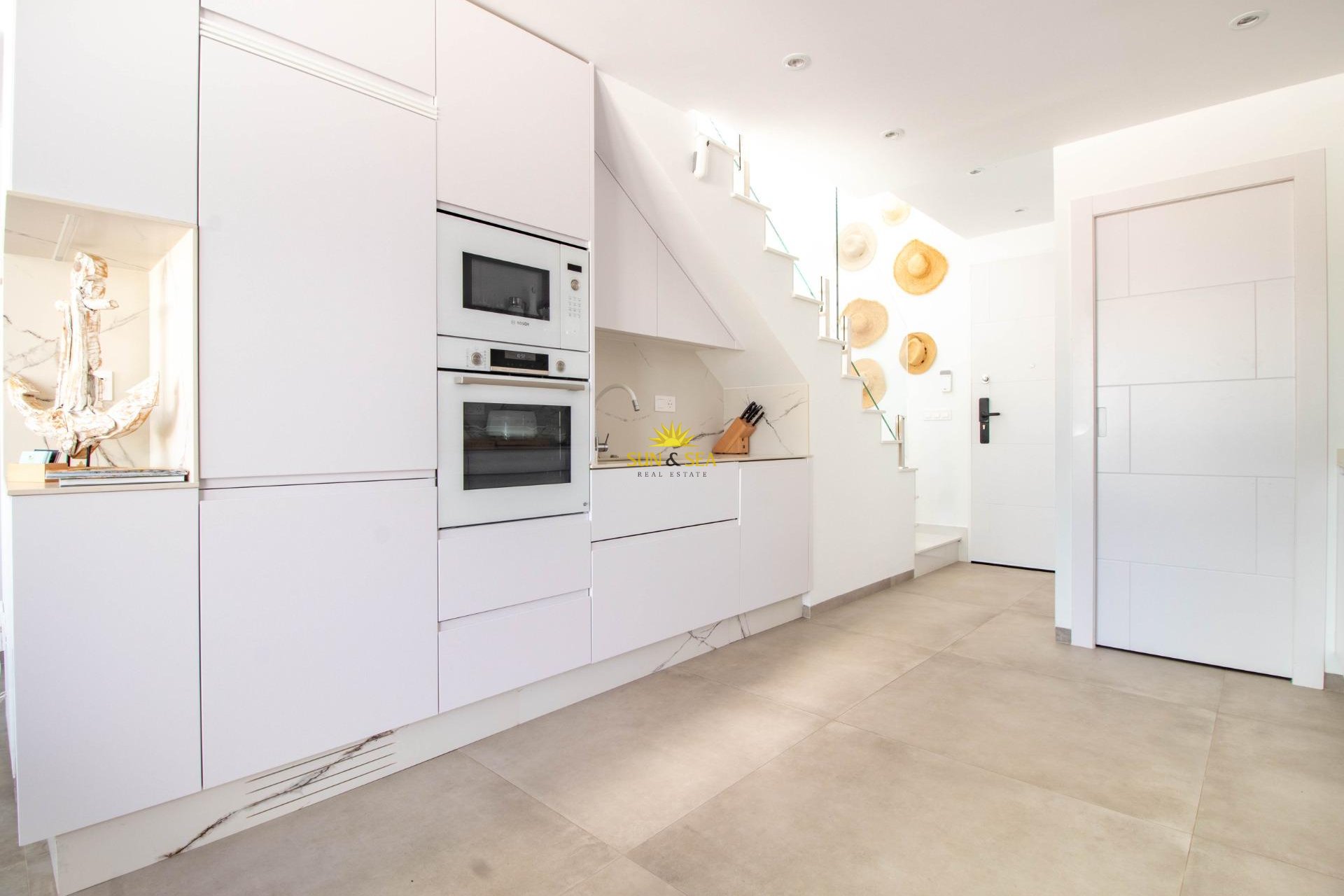 Resale - Villa / Semi detached - Santiago de la ribera - zona san blas