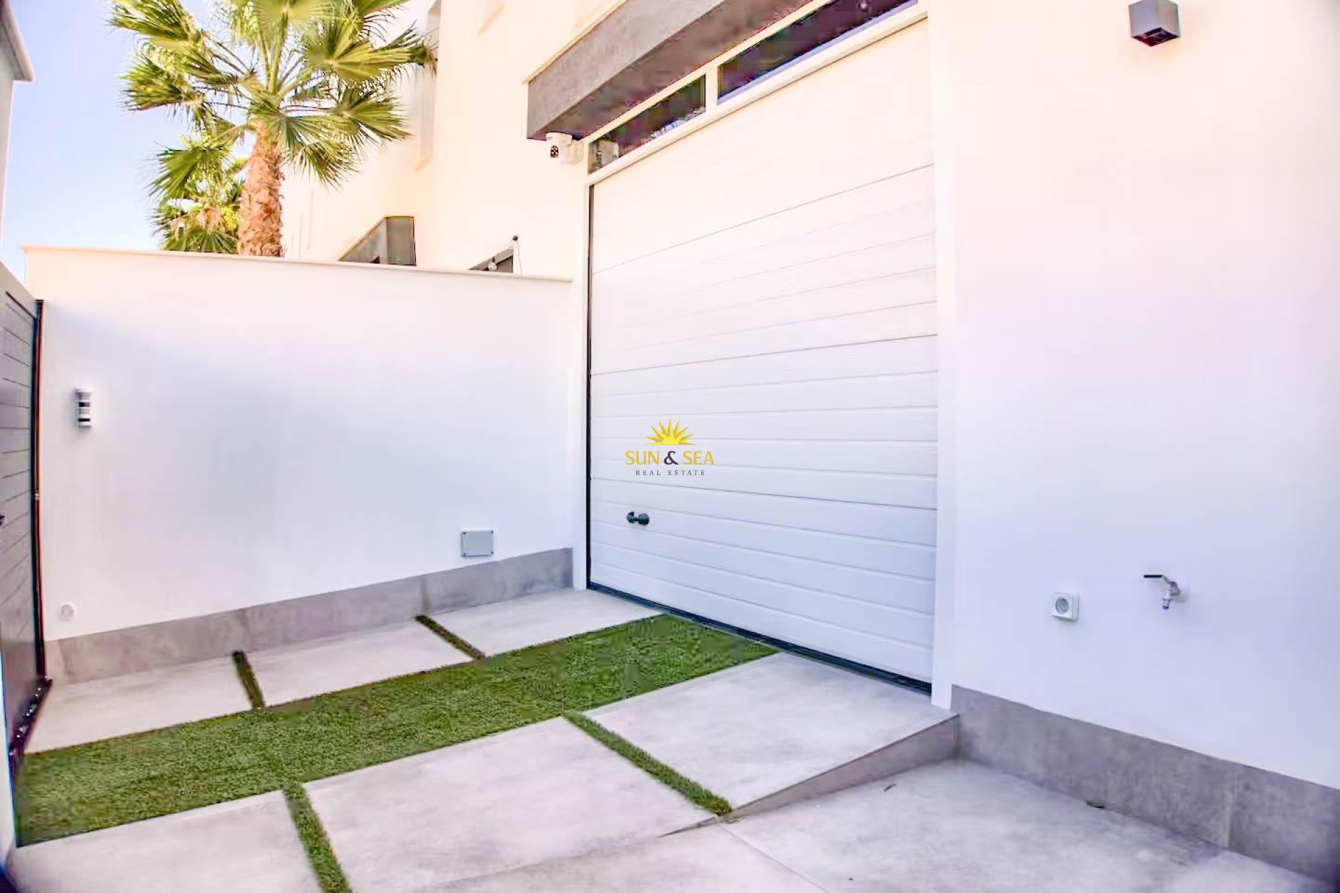 Resale - Villa / Semi detached - Santiago de la ribera - zona san blas