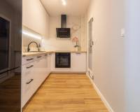 Resale - Villa / Semi detached - Torrevieja - Los altos