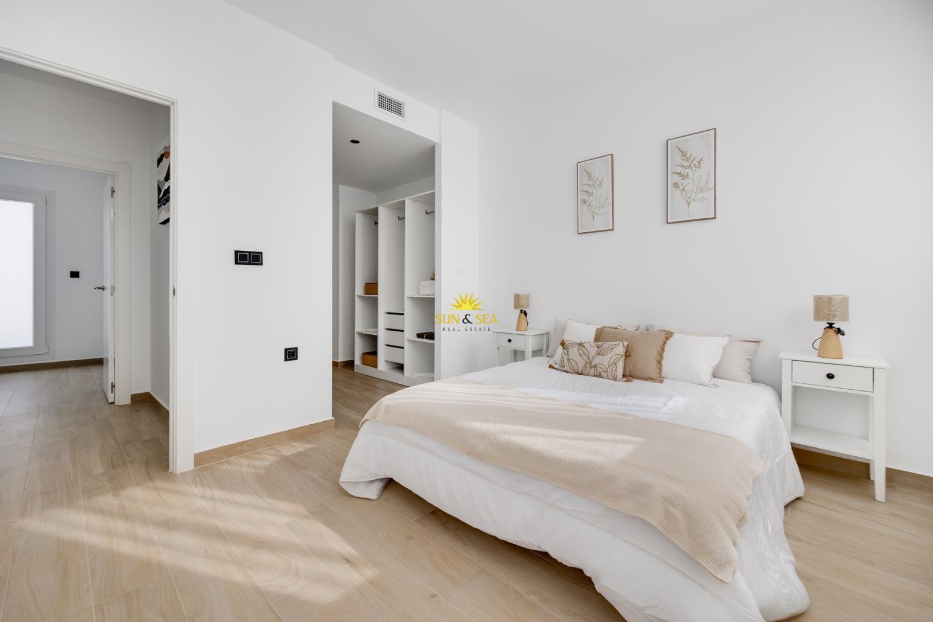 Resale - Villa - Torrevieja - Aguas Nuevas