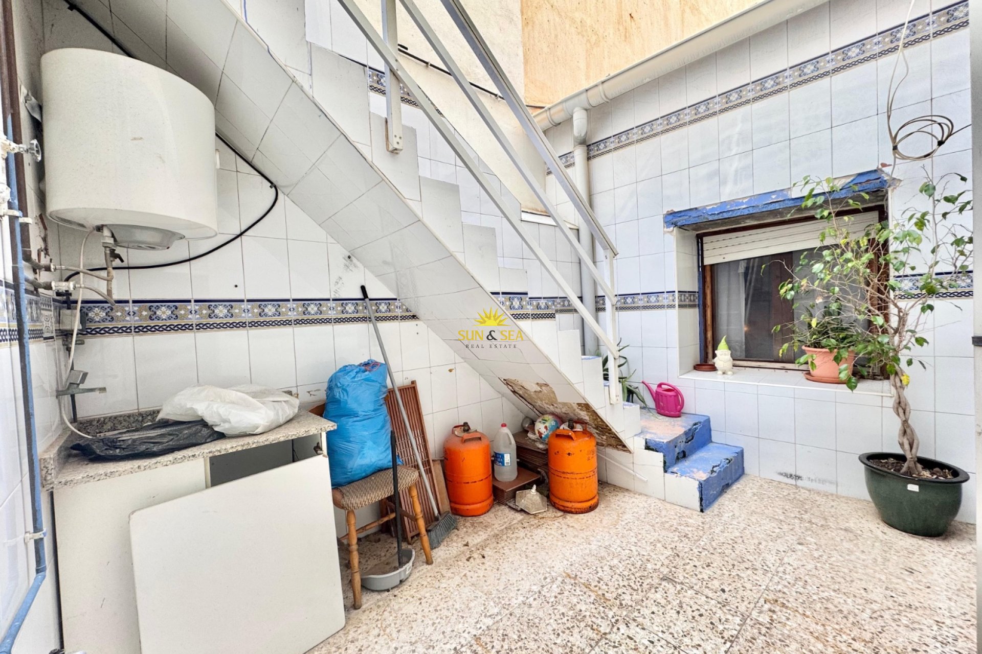 Resale - Villa - Torrevieja - Centro