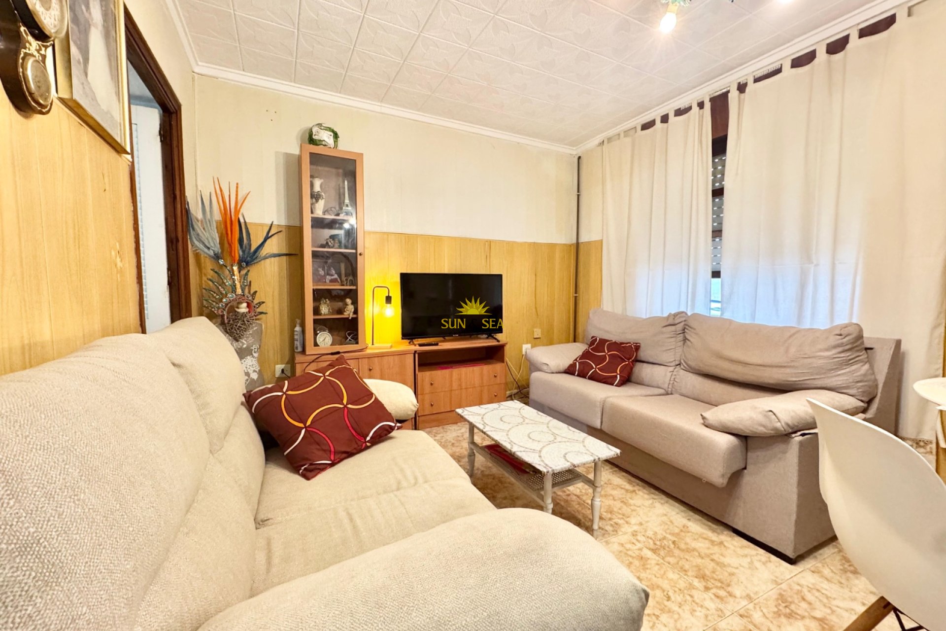 Resale - Villa - Torrevieja - Centro