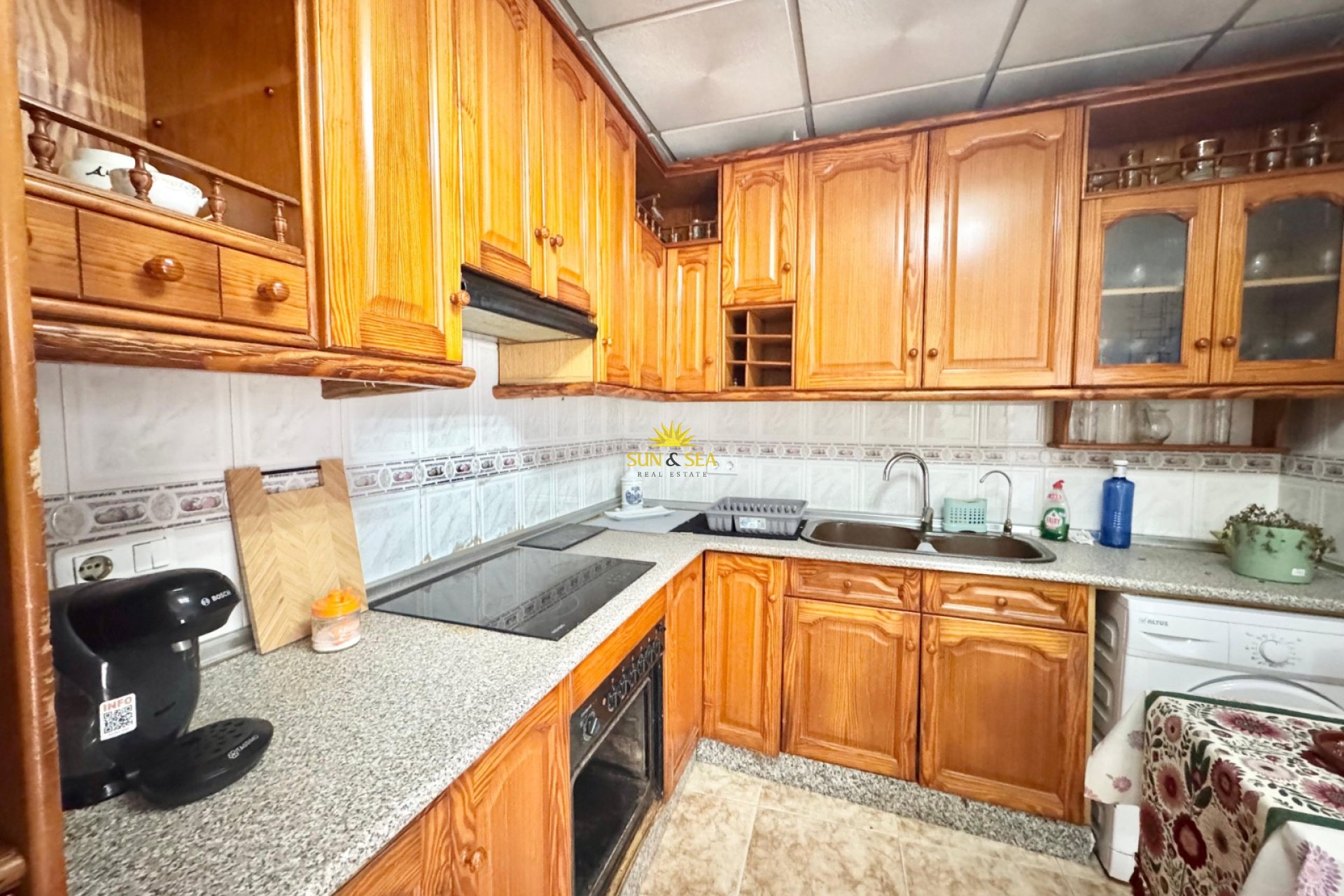 Resale - Villa - Torrevieja - Centro