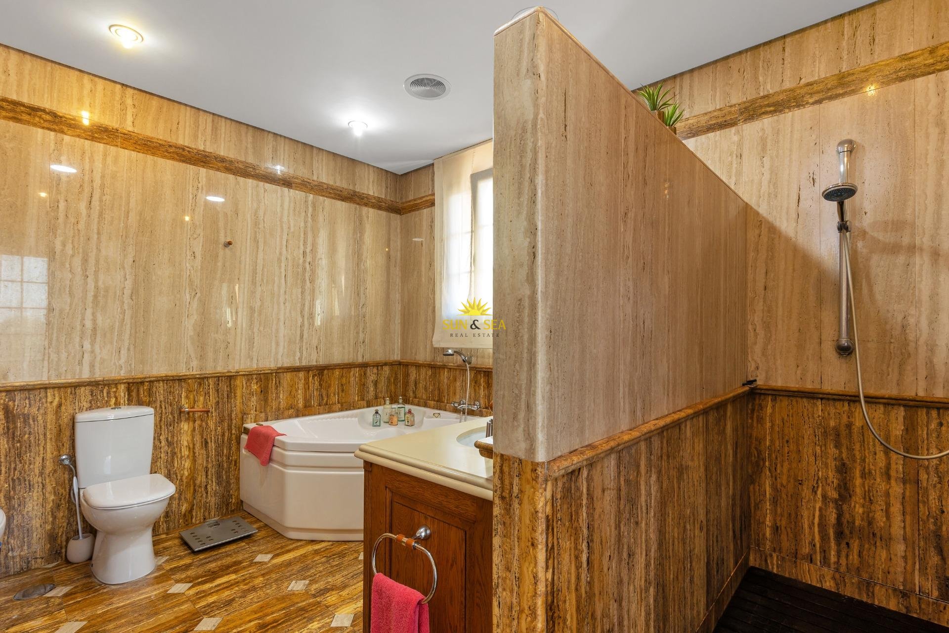 Resale - Villa - Torrevieja - La veleta