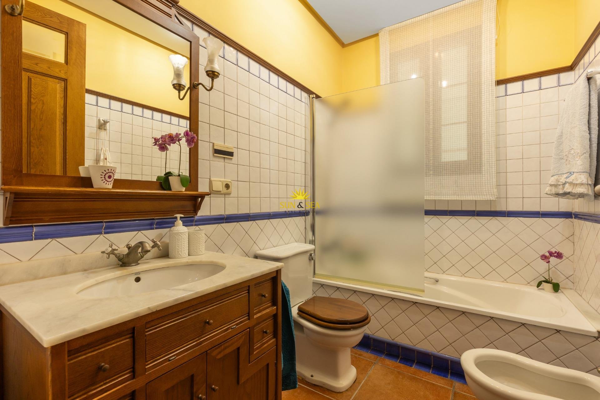 Resale - Villa - Torrevieja - La veleta