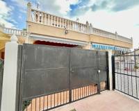 Resale - Villa - Torrevieja - Los altos