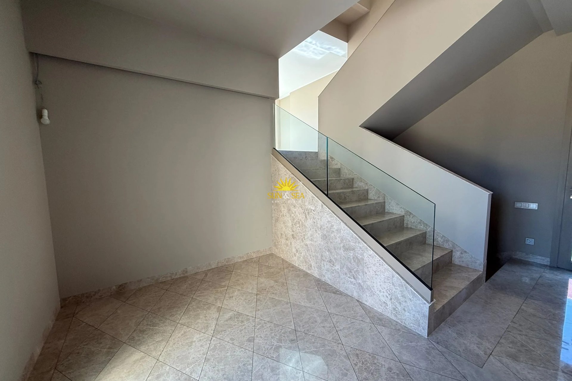 Resale - Villa - Torrevieja - Torrelamata - La Mata