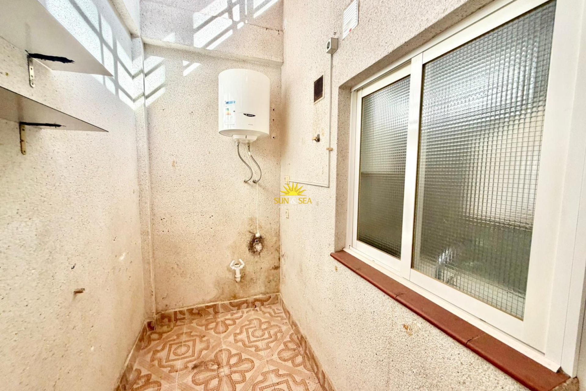 Resale - Villa - Torrevieja - torrevieja