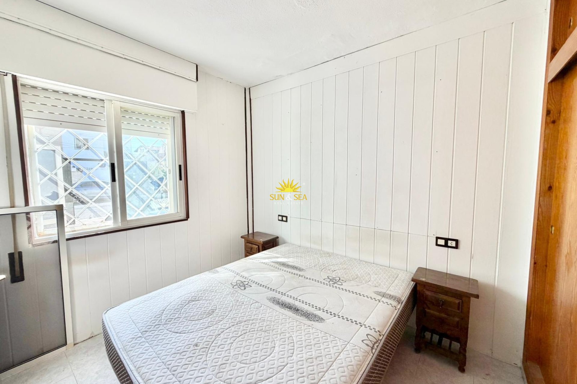 Resale - Villa - Torrevieja - torrevieja