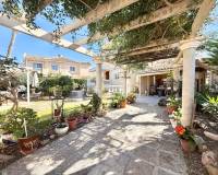 Resale - Villa - Torrevieja - Urb. Jardín del Mar