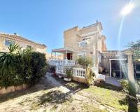 Resale - Villa - Torrevieja - Urb. Jardín del Mar