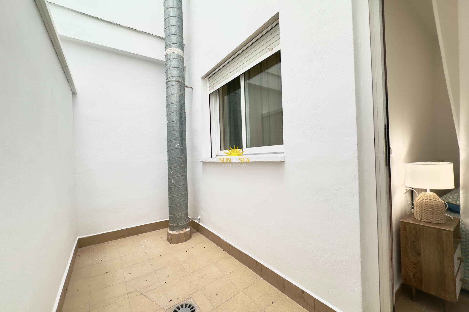 Reventa - Apartamento - Torrevieja - Acequion