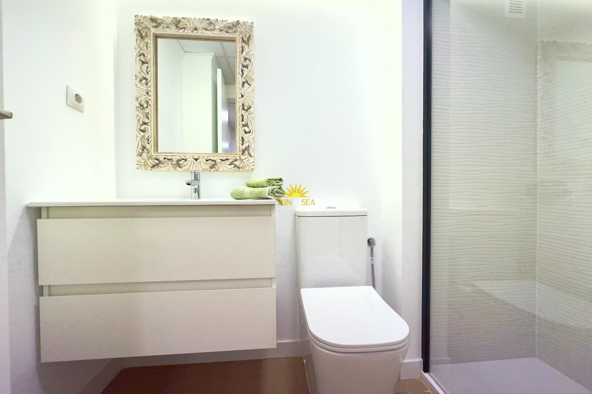Reventa - Apartamento - Torrevieja - Acequion