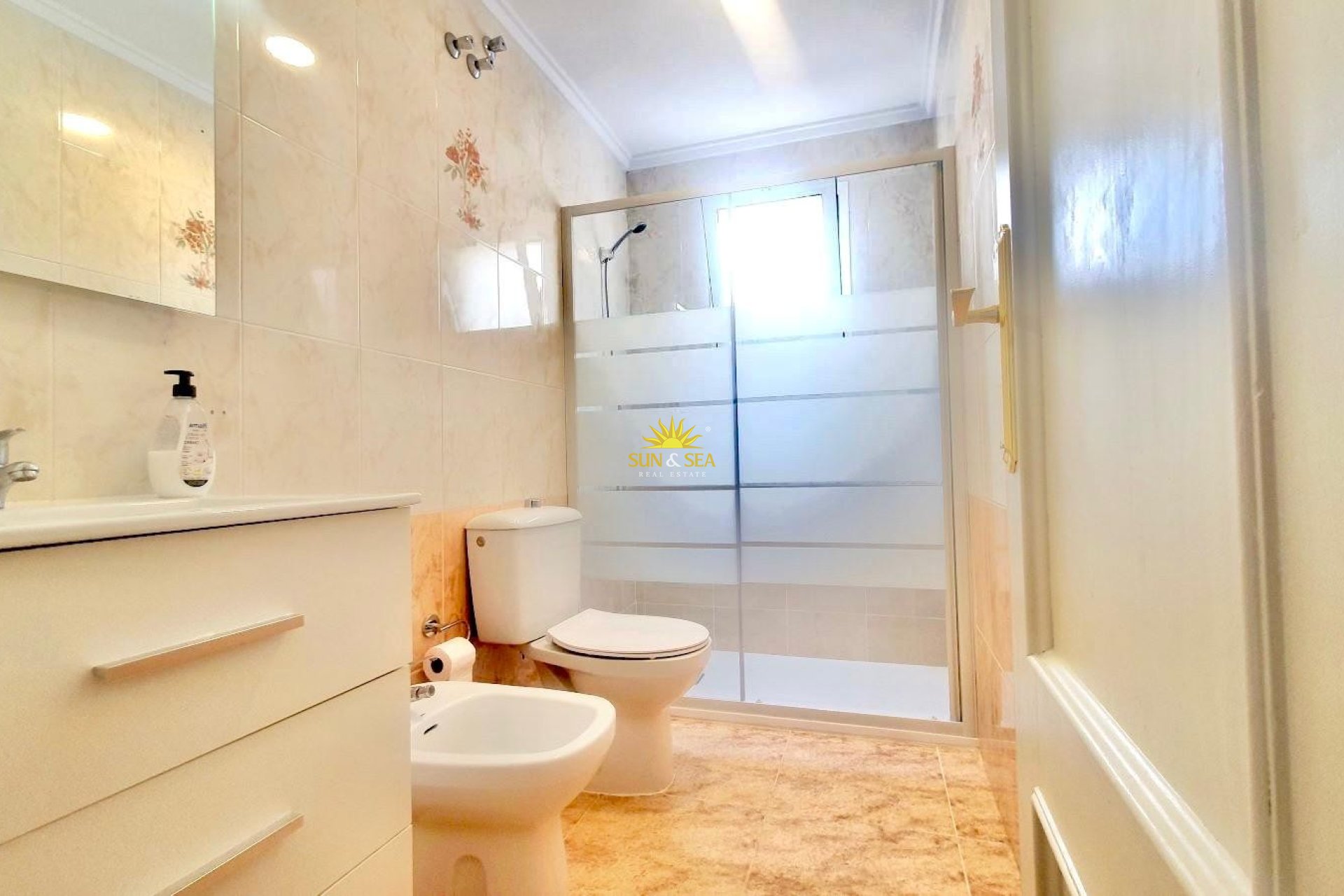Reventa - Apartamento - Torrevieja - torrevieja