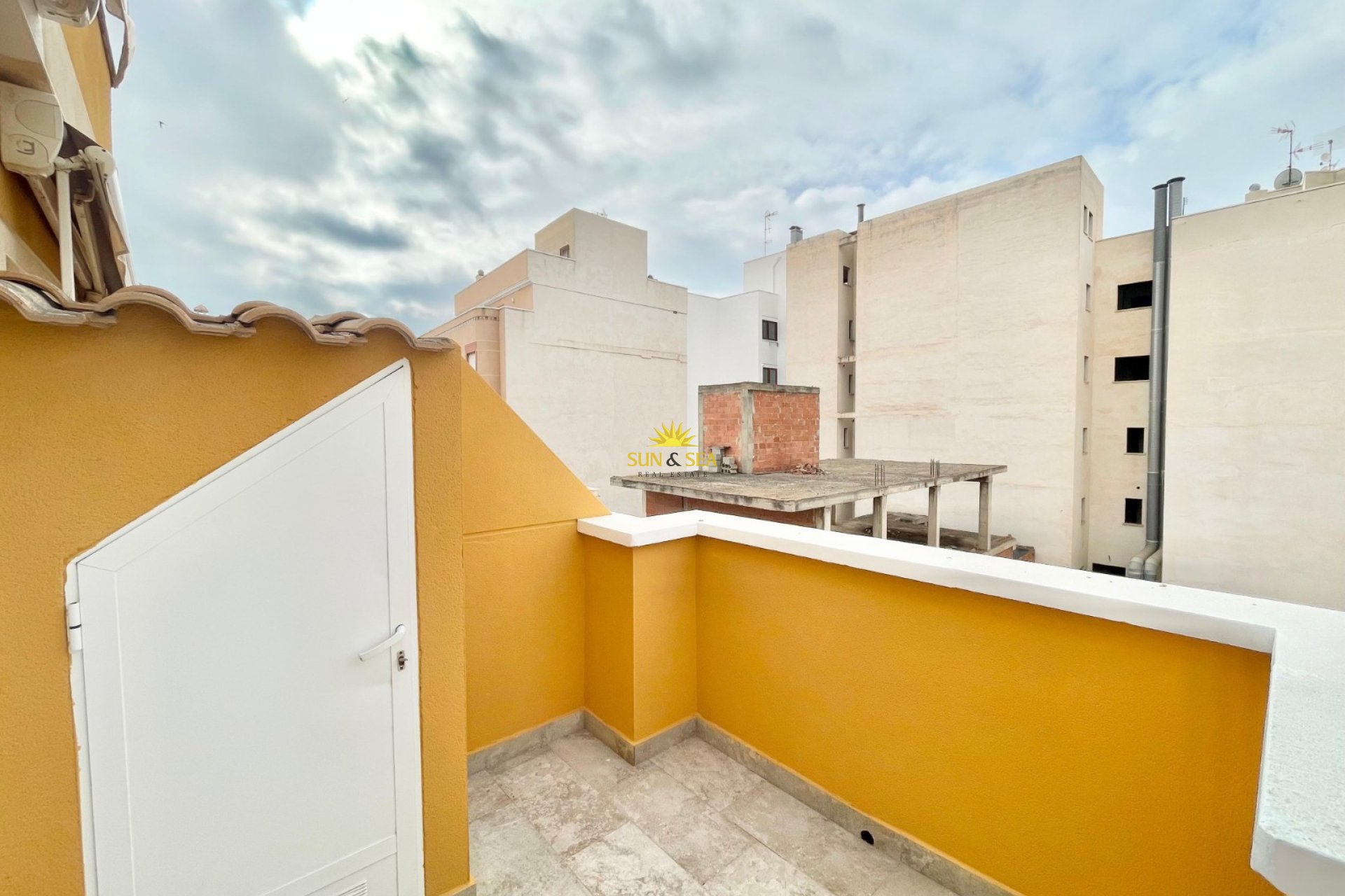 Reventa - Atico - Torrevieja - Centro