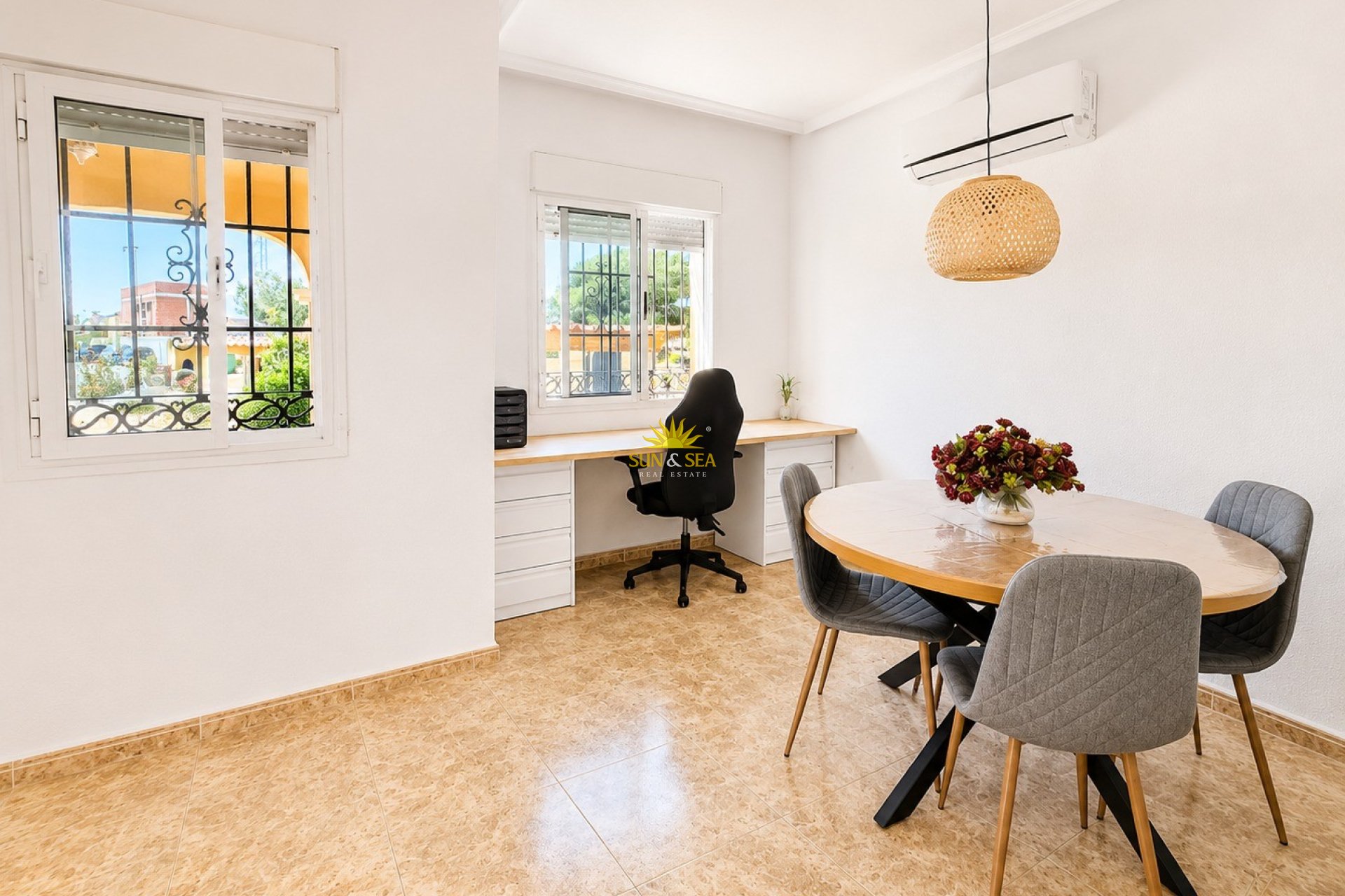 Reventa - Chalet adosado - Orihuela Costa - Villamartín