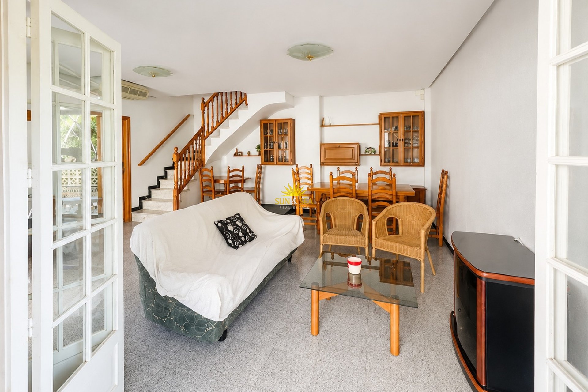 Reventa - Chalet adosado - Santa Pola