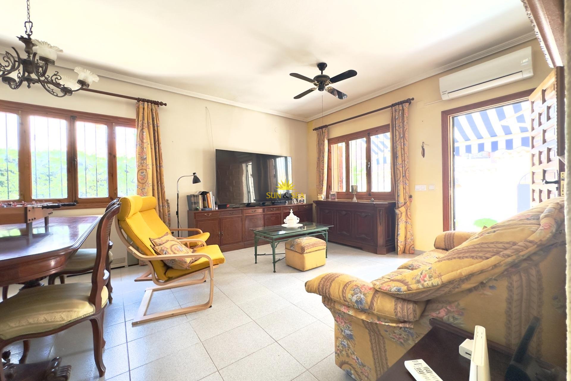 Reventa - Chalet - Orihuela Costa - La Zenia