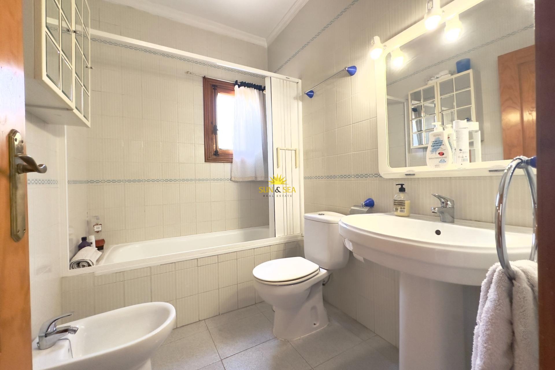 Reventa - Chalet - Orihuela Costa - La Zenia