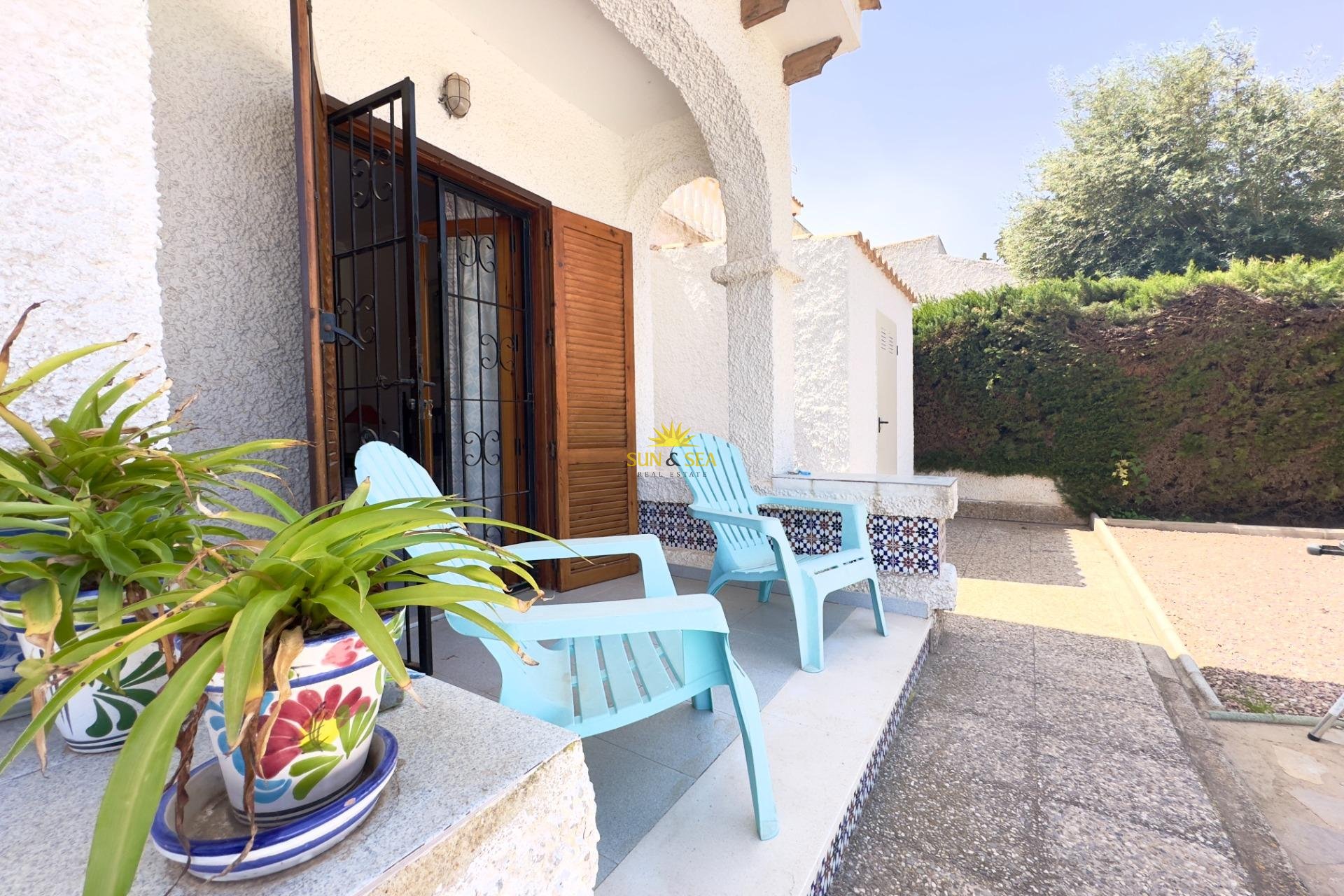 Reventa - Chalet - Orihuela Costa - La Zenia