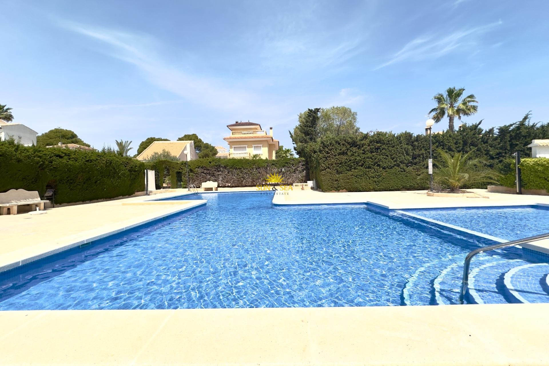 Reventa - Chalet - Orihuela Costa - La Zenia