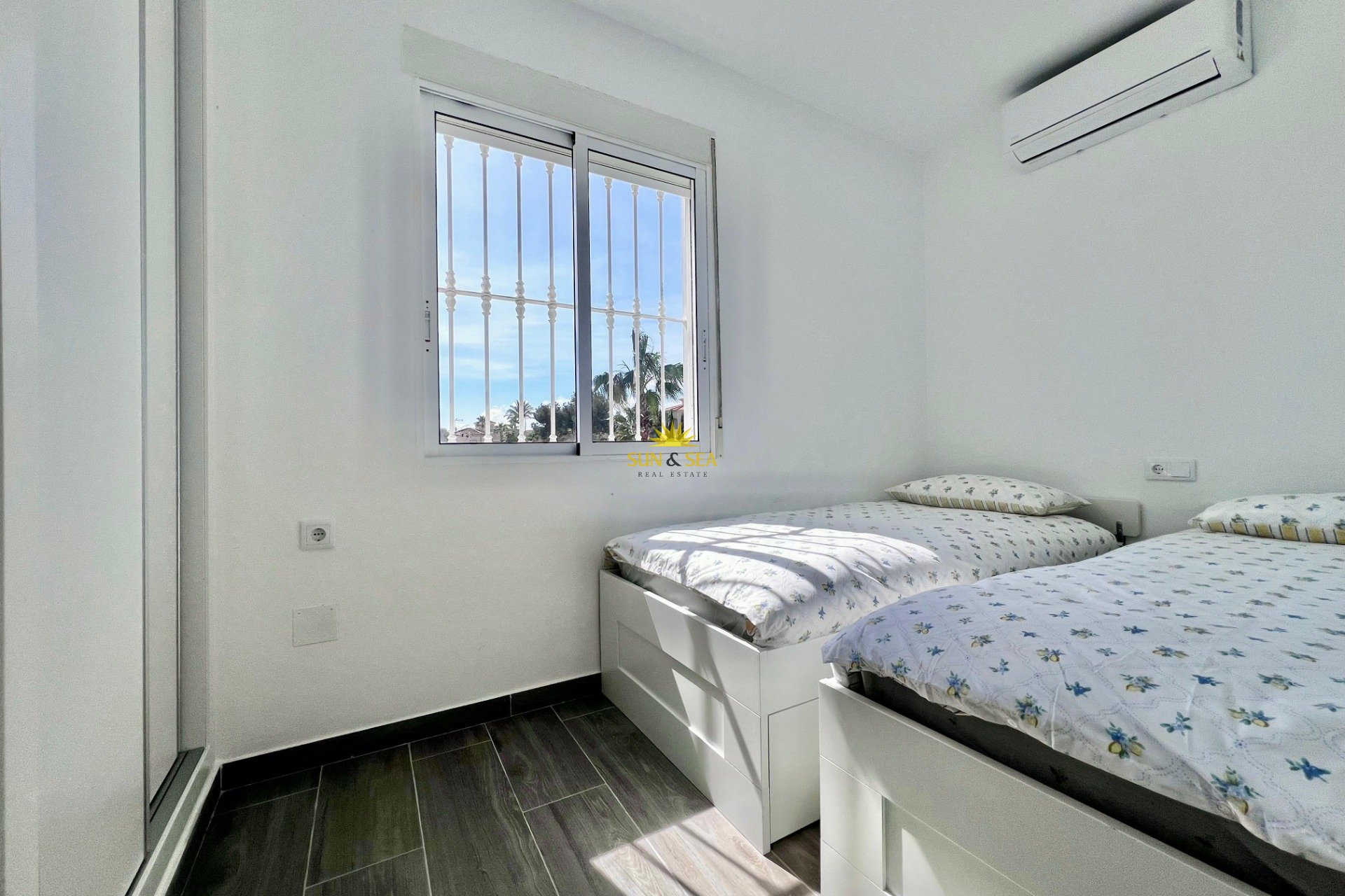 Reventa - Chalet - San Miguel de Salinas - Las filipinas