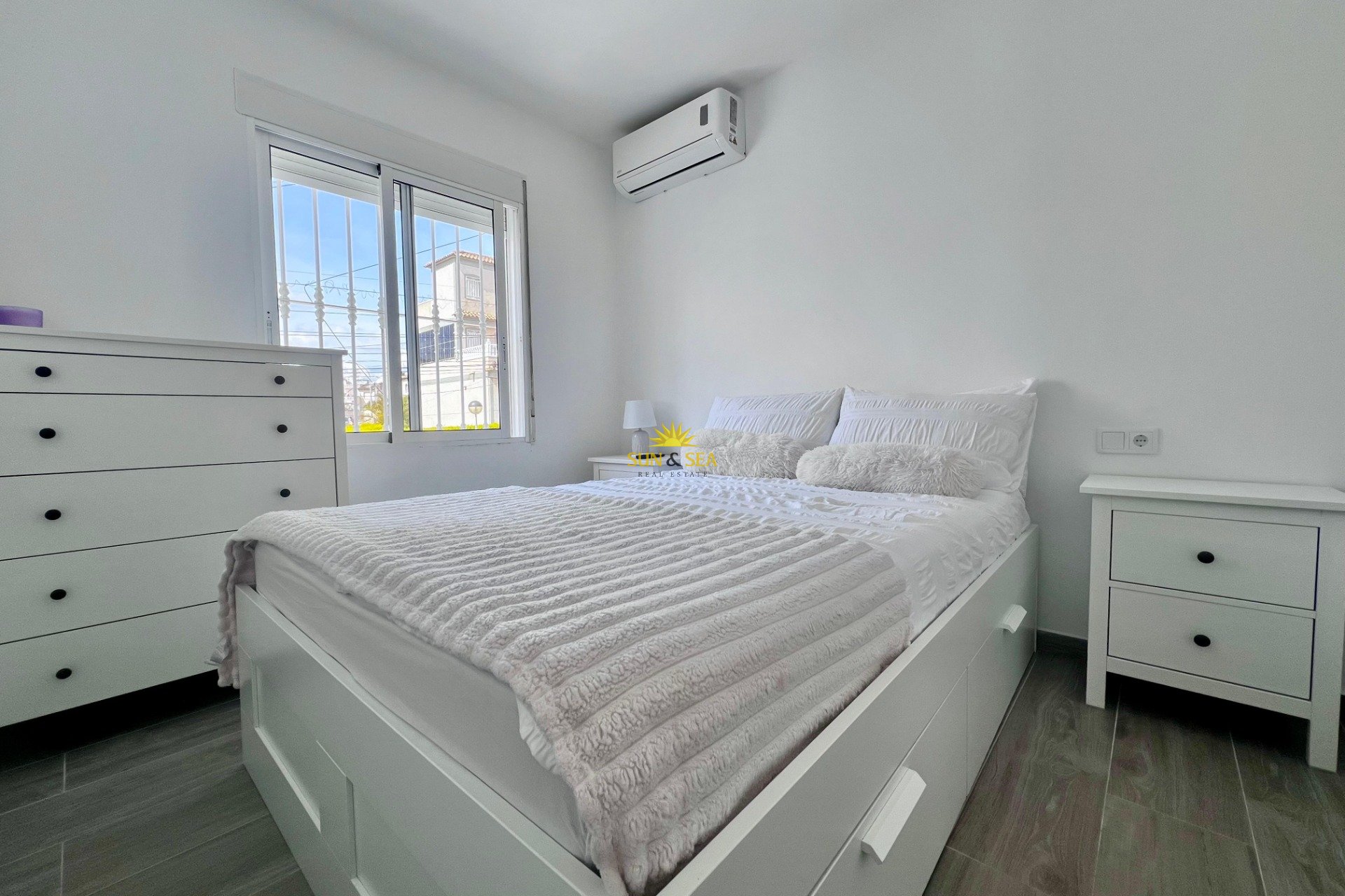 Reventa - Chalet - San Miguel de Salinas - Las filipinas