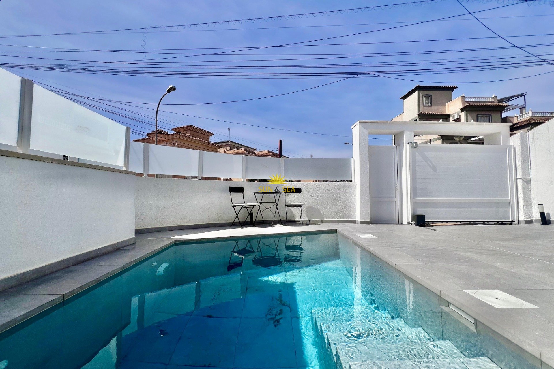 Reventa - Chalet - San Miguel de Salinas - Las filipinas
