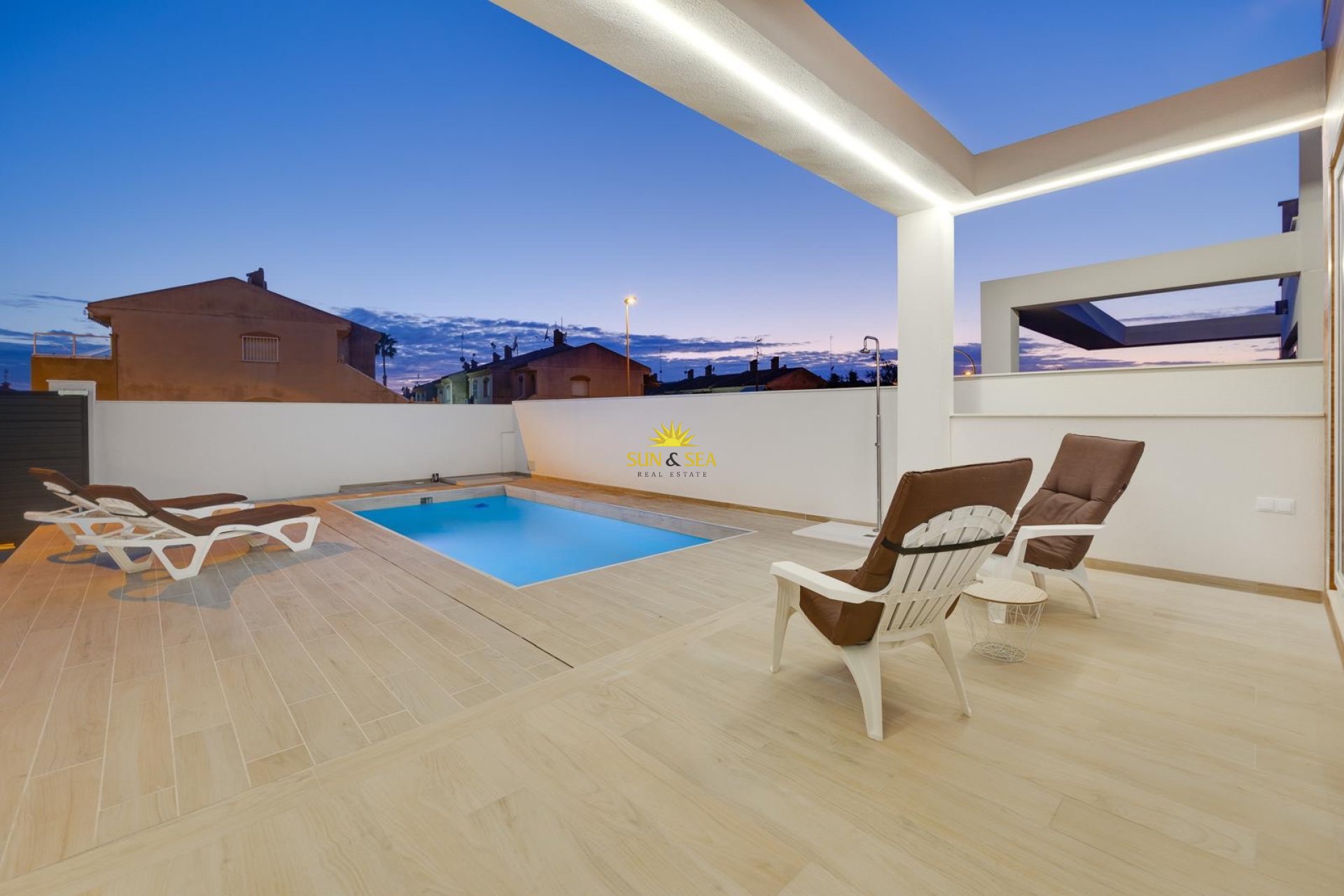 Reventa - Chalet - Torrevieja - Aguas Nuevas
