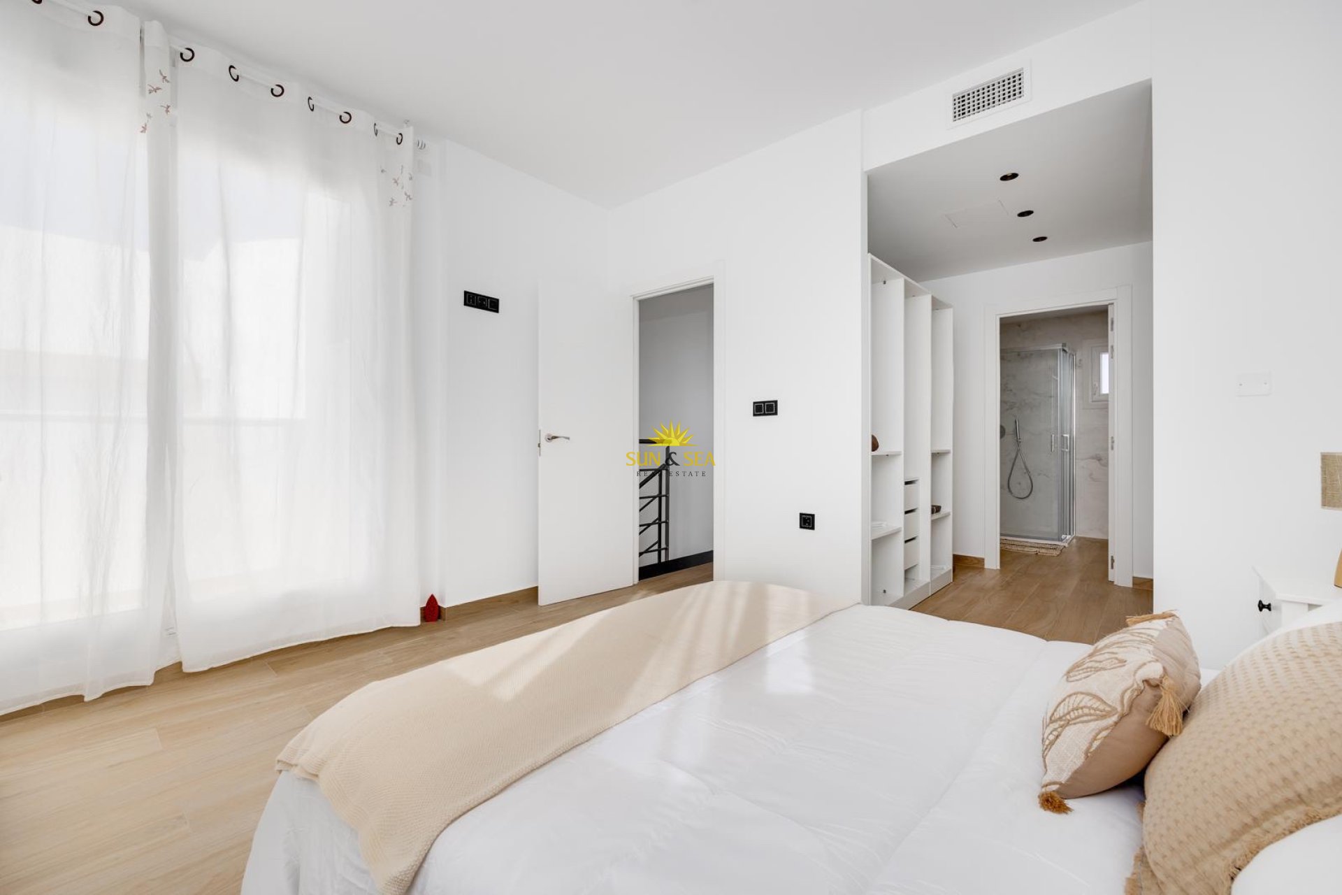 Reventa - Chalet - Torrevieja - Aguas Nuevas
